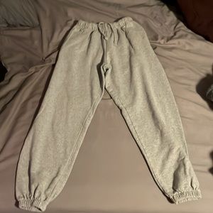 MNML GREY BAGGY SWEATPANTS